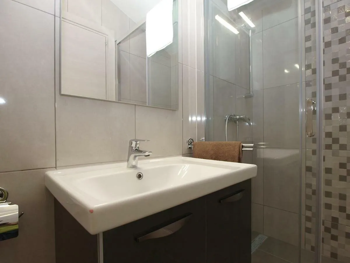 Apartments Oriana 898 Pula